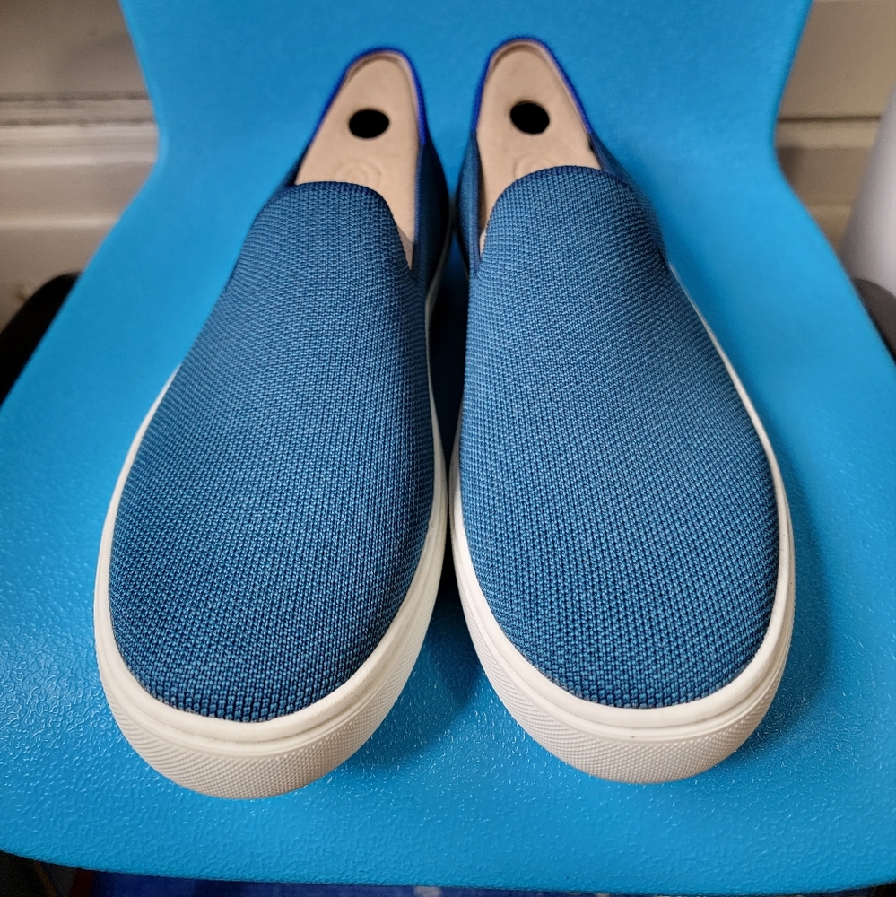Rothys deep teal size 8.5 woman slip on sneakers - Picture 2 of 7